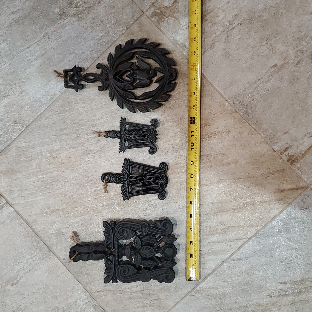 Trivets Collection 33 Pcs. Elegant Black Cast Iron Wall Accents - Picture 6 of 12